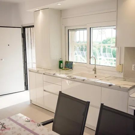Appartement In A By The Beautiful Sea Bay